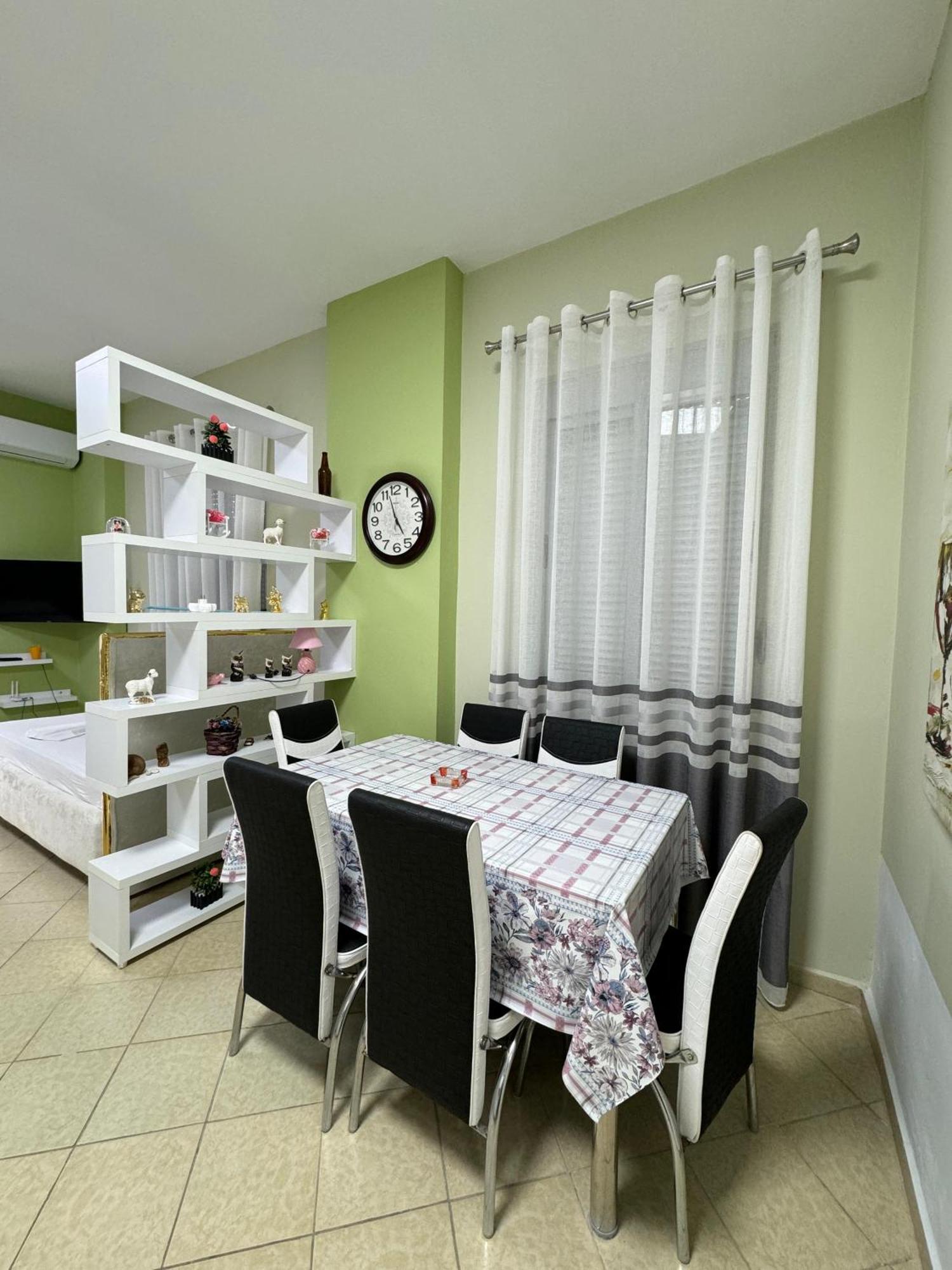 Solei Apartments ซารานเดอ ภายนอก รูปภาพ